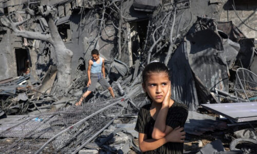 Gaza: le ministère de la Santé palestinien annonce un nouveau bilan de 15.523 morts