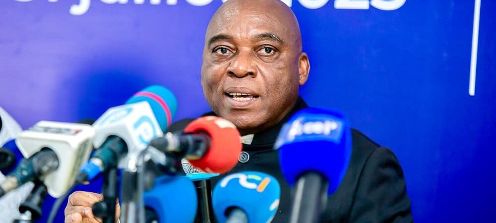 Côte d’Ivoire: Ahoua Don Mello annonce sa  » candidature de précaution  » à la présidentielle de 2025 et dit  » rester Laurent Gbagbo »