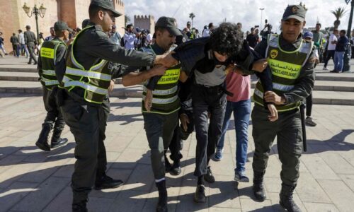 Maroc : plusieurs dizaines de jeunes arrêtés lors de manifestations pour l’éducation et la santé