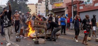 Madagascar : des milliers de manifestants défilent et appellent à la démission de Rajoelina