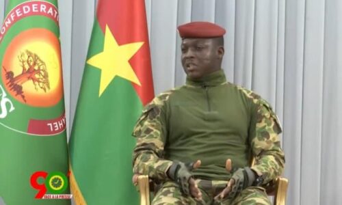 Burkina Faso : Le capitaine Ibrahim Traoré expose sa stratégie de défense et d’indépendance militaire
