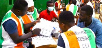 Présidentielle en Côte d’Ivoire : premiers résultats attendus dans la soirée