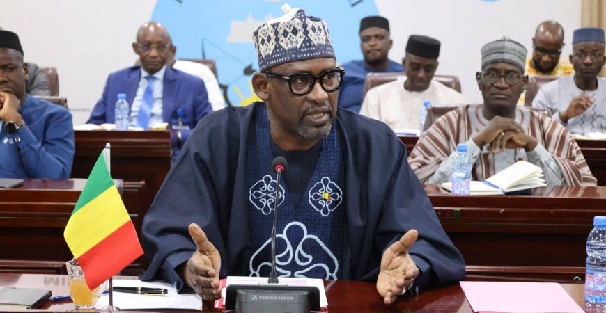 Crise du carburant au Mali : « c’est une situation artificiellement créée » – Abdoulaye Diop